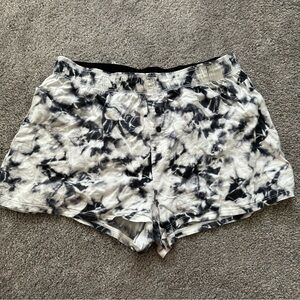 VS Pink Boxer Shorts